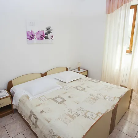 Antonieta 1209