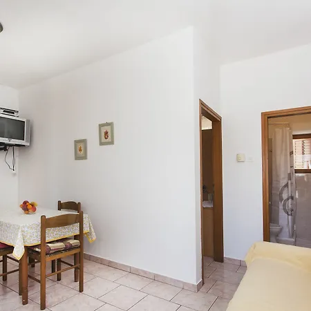 Apartment Antonieta 1209 Banjole